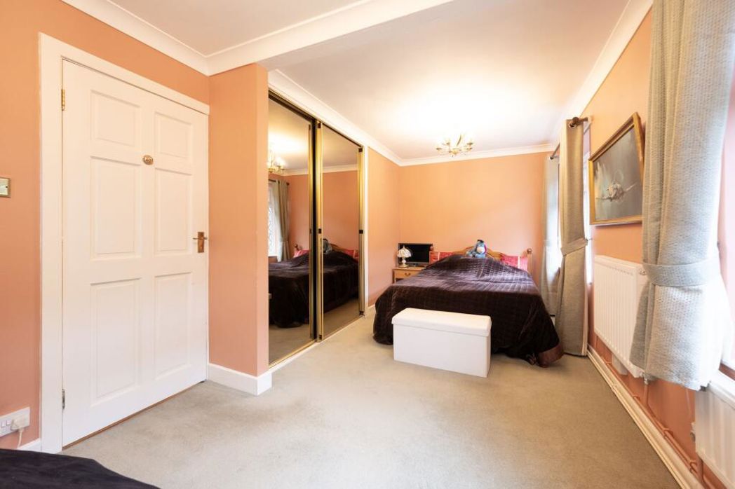 Property image 27 of 30