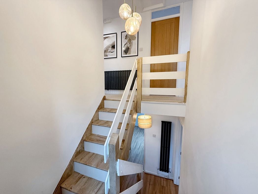 Property image 6 of 12