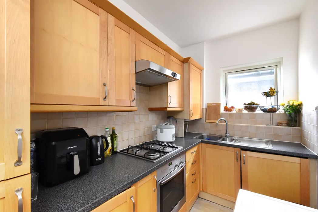 Property image 2 of 6