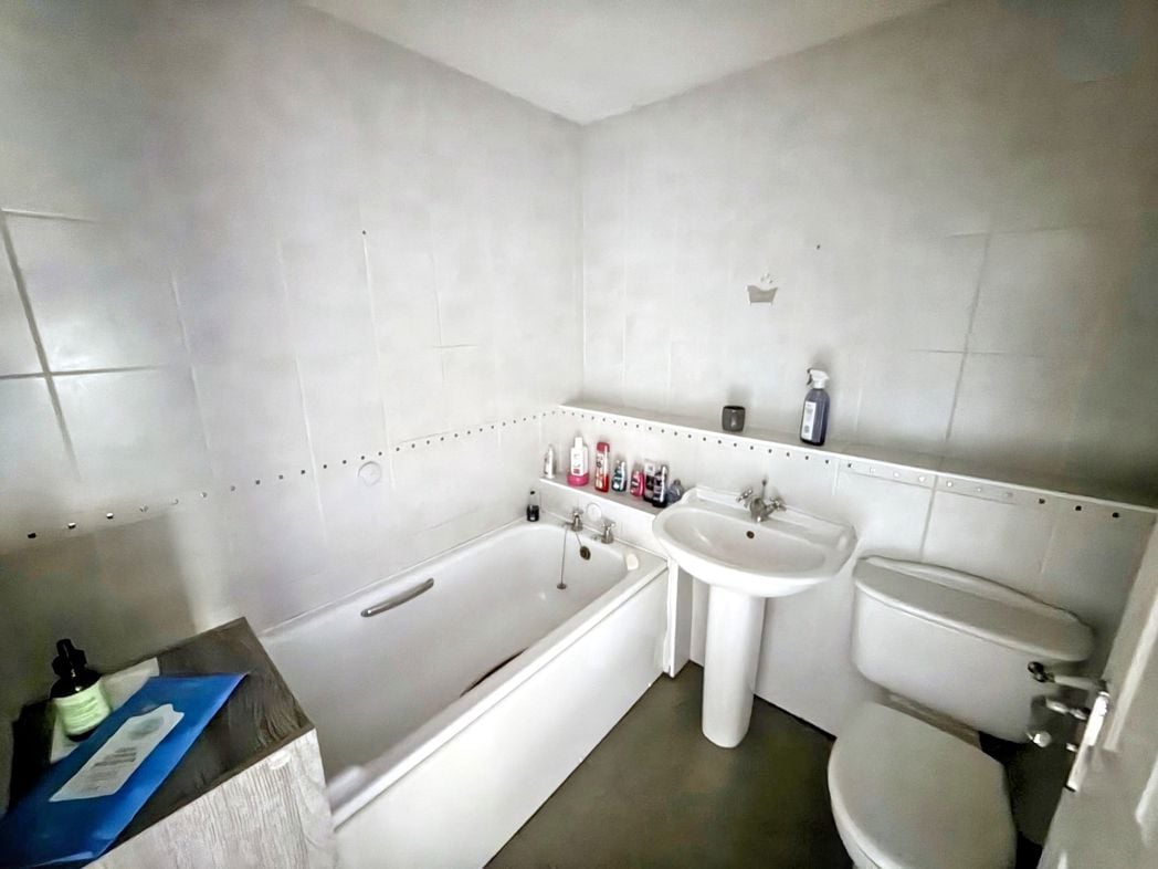 Property image 13 of 14