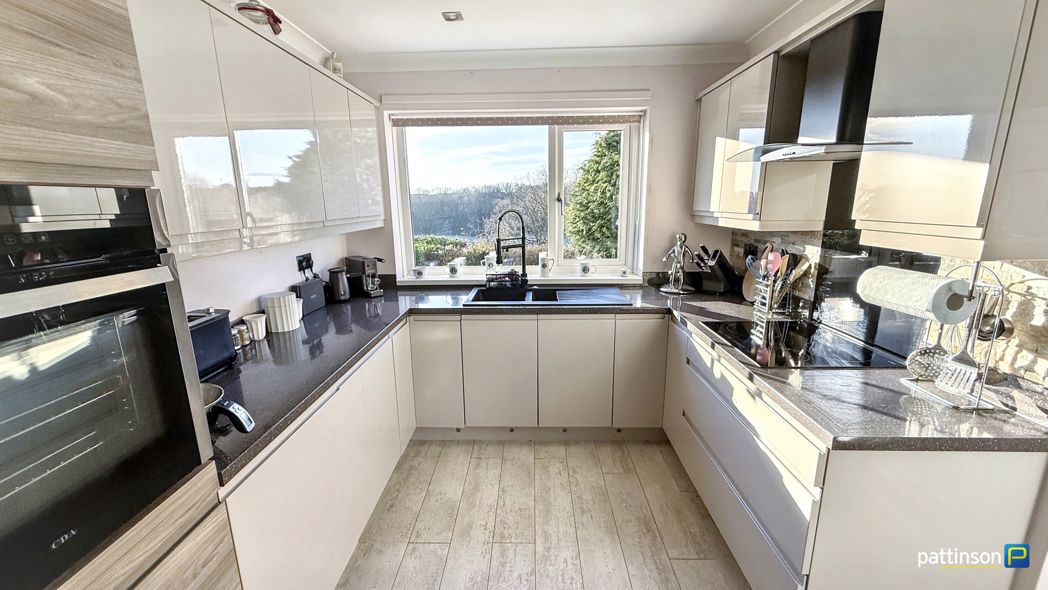 Property image 17 of 50