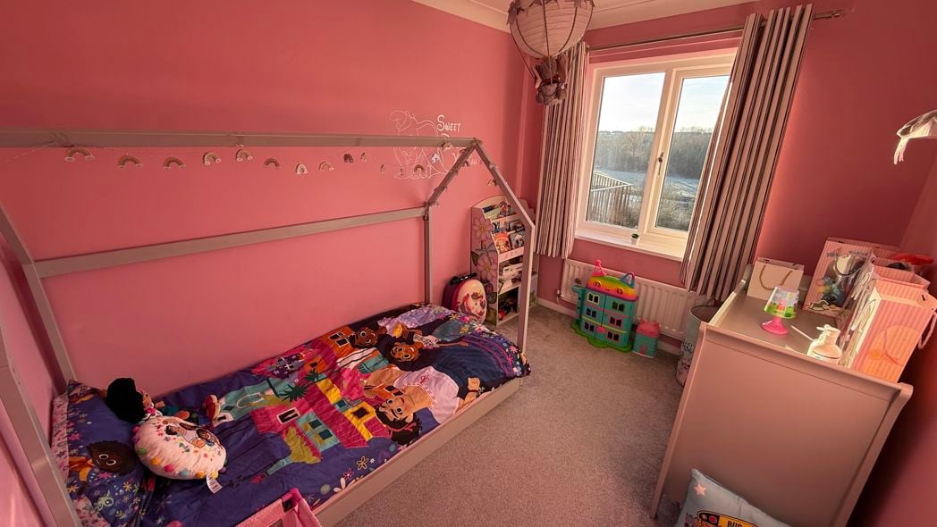 Property image 33 of 50