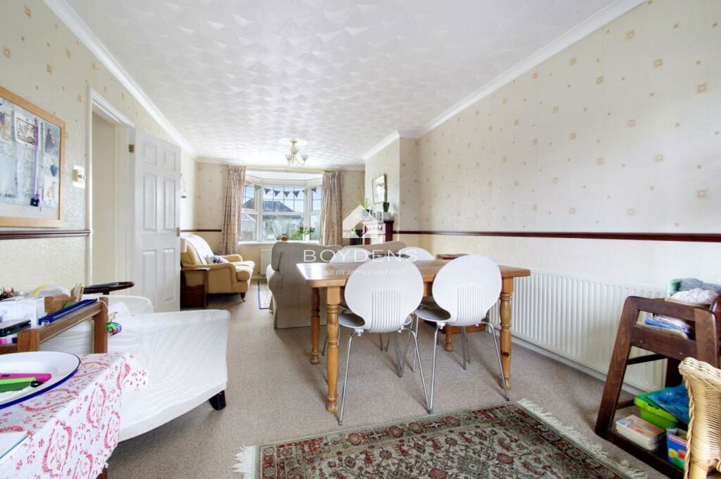 Property image 4 of 10