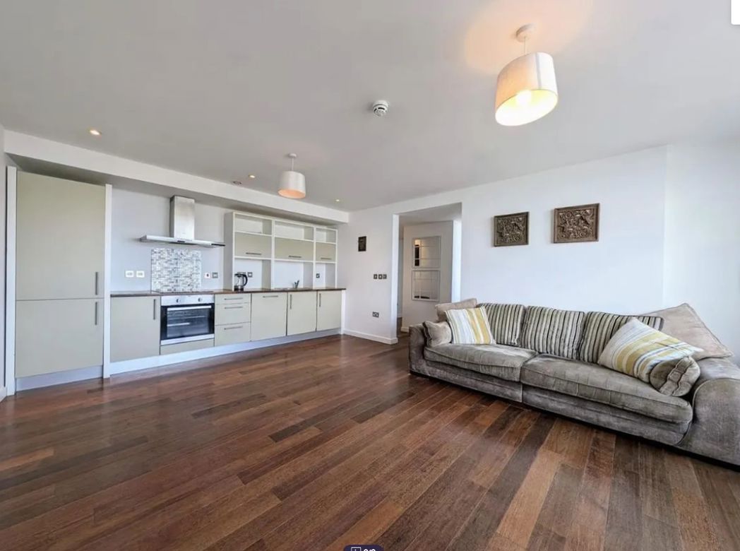 Property image 3 of 7