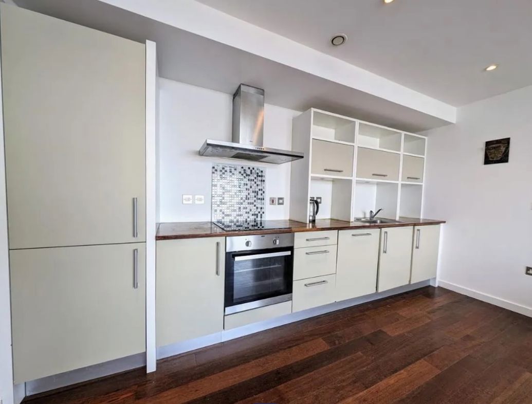 Property image 4 of 7