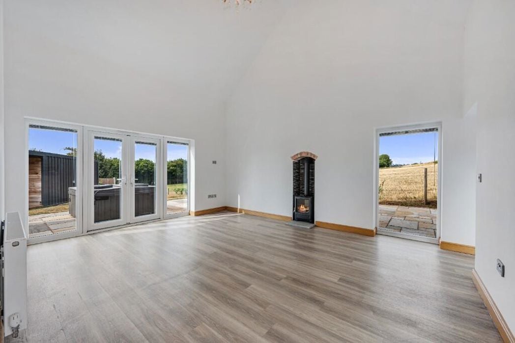 Property image 7 of 17