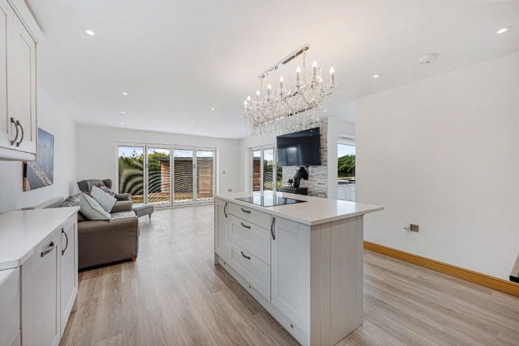Property image 3 of 17