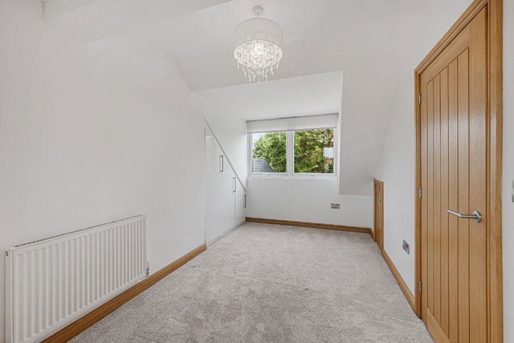 Property image 10 of 17