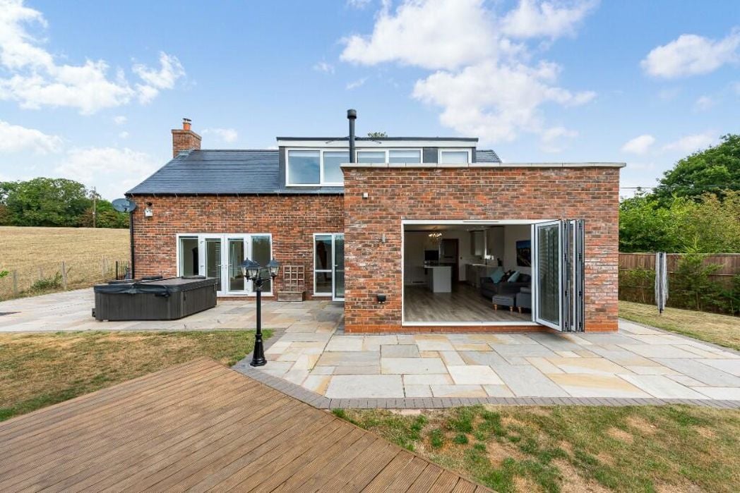 Property image 13 of 17