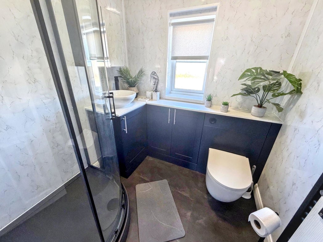 Property image 10 of 11