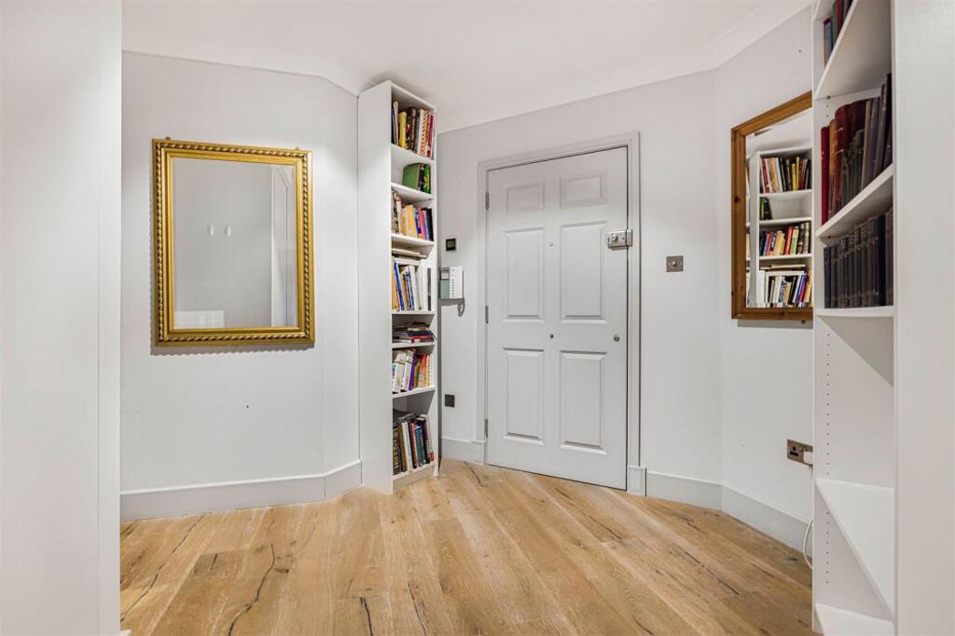 Property image 2 of 22