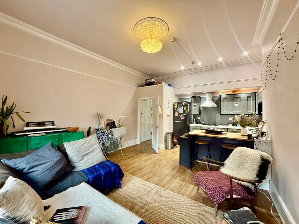 Flat 3, Liverpool, Merseyside, L8 2UP