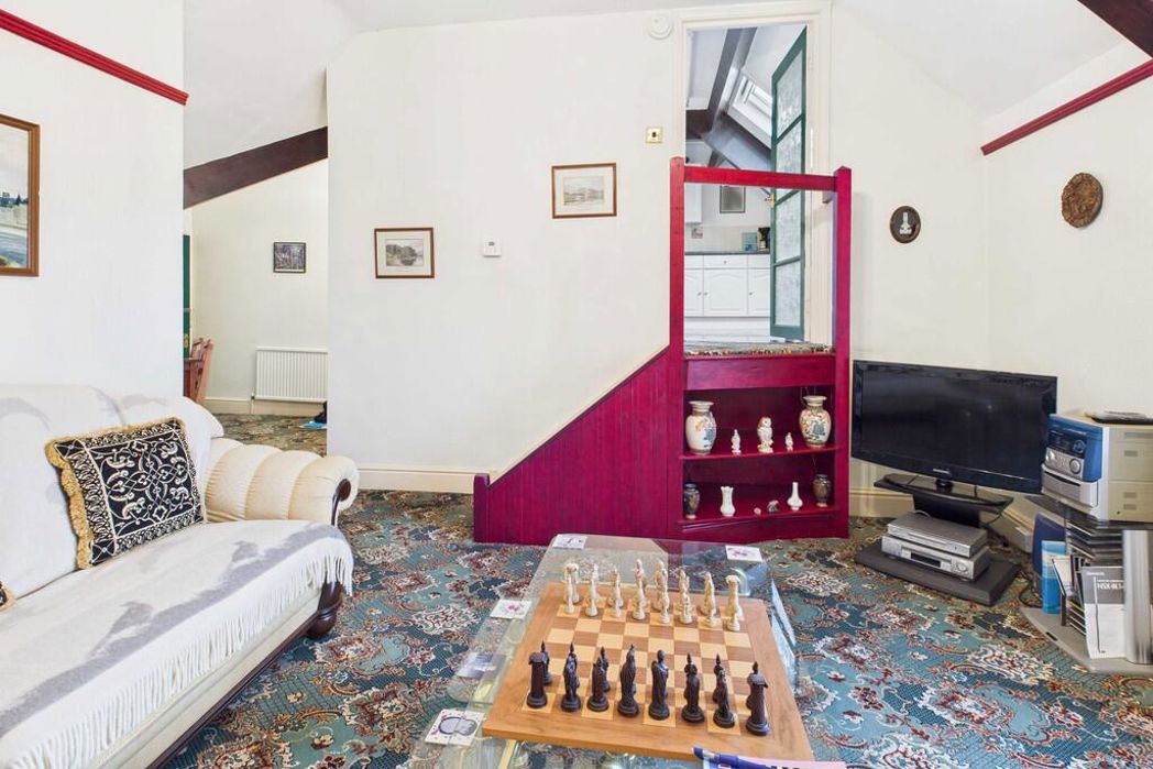 Flat 11 Abbotsford House, Grange-Over-Sands, Cumbria, LA11 7AP