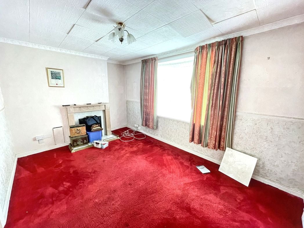 Property image 5 of 12