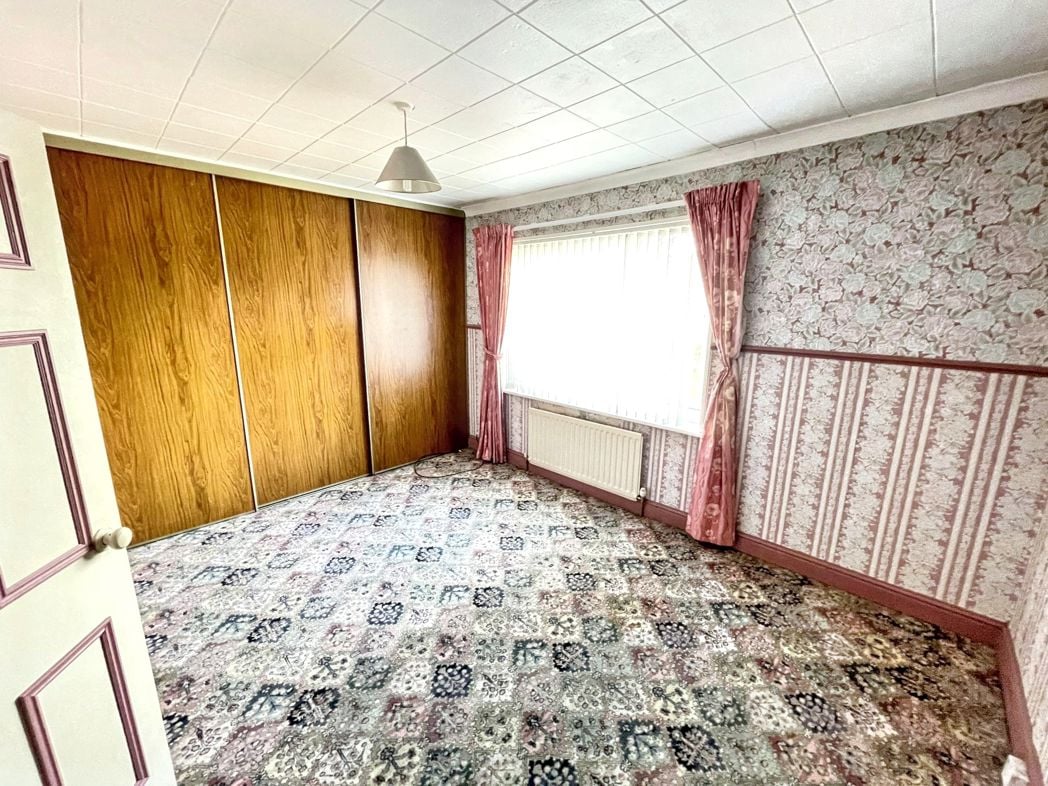 Property image 7 of 12