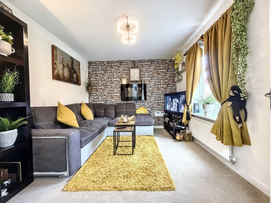 Property image 6 of 21