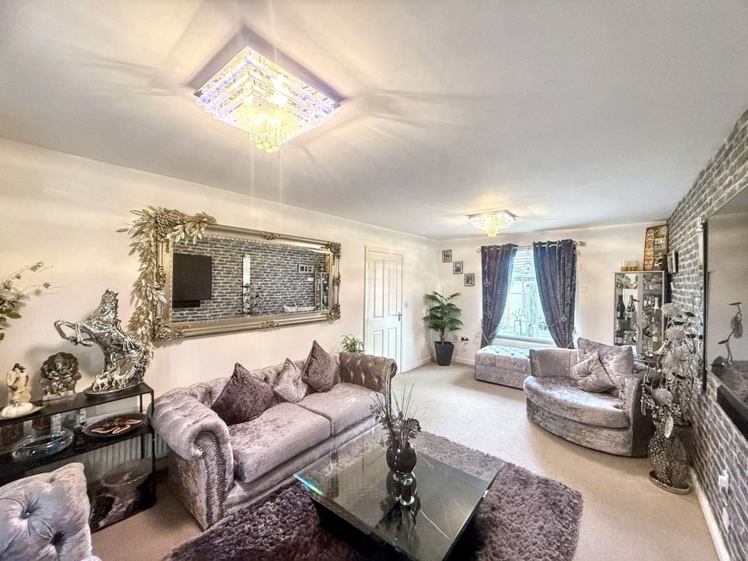 Property image 4 of 21