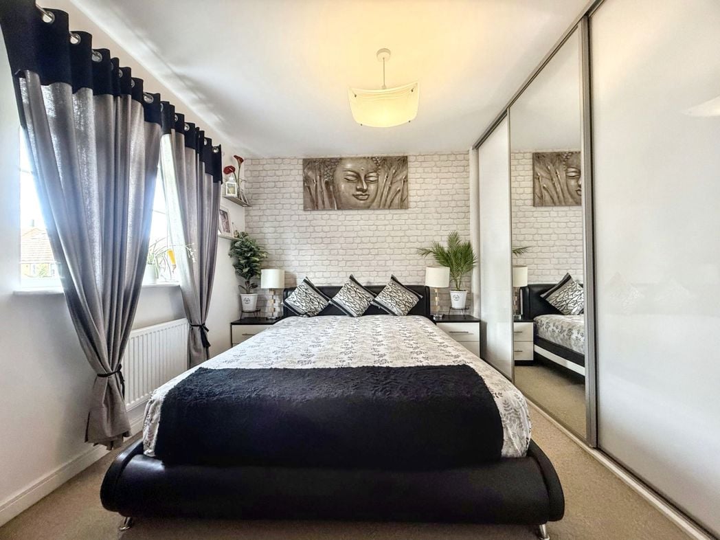 Property image 14 of 21