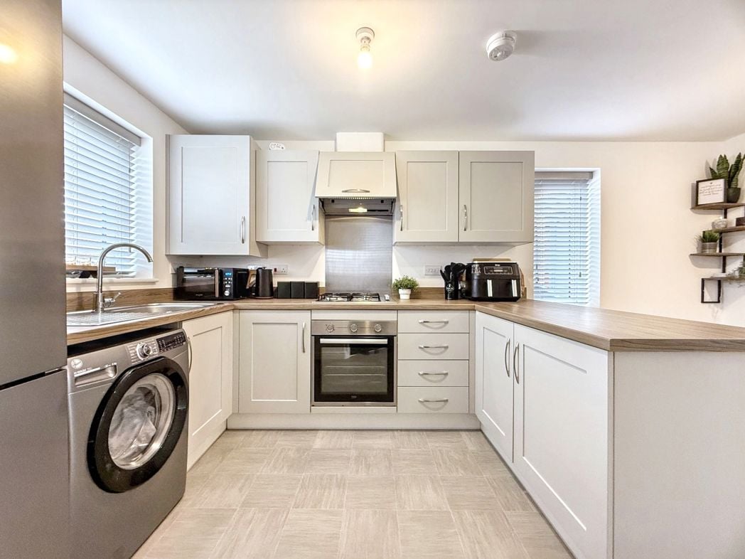 Property image 5 of 30