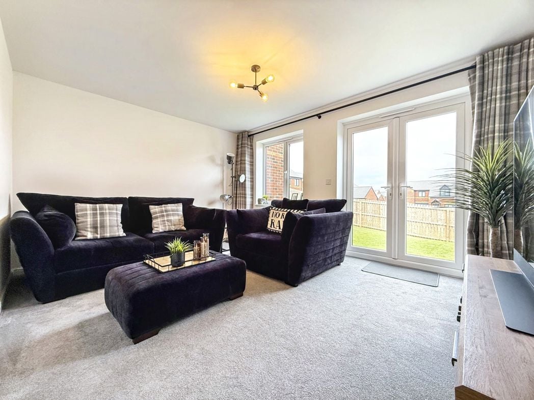 Property image 10 of 30