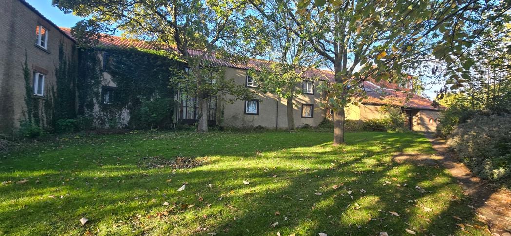 Property image 1 of 7