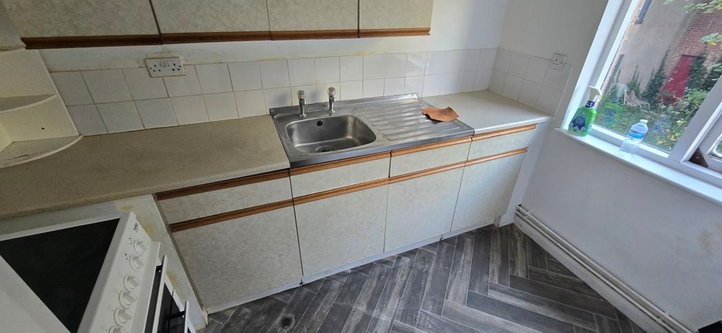 Property image 4 of 7