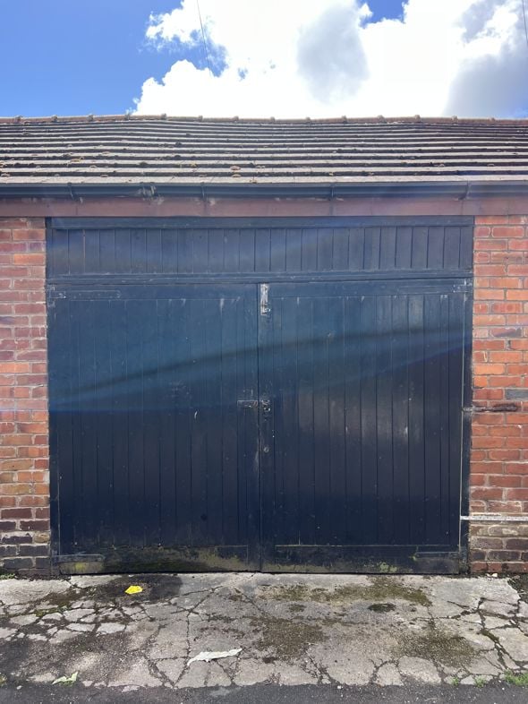 Property image 1 of 5