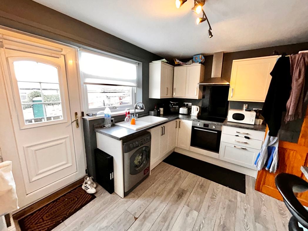 Property image 3 of 13