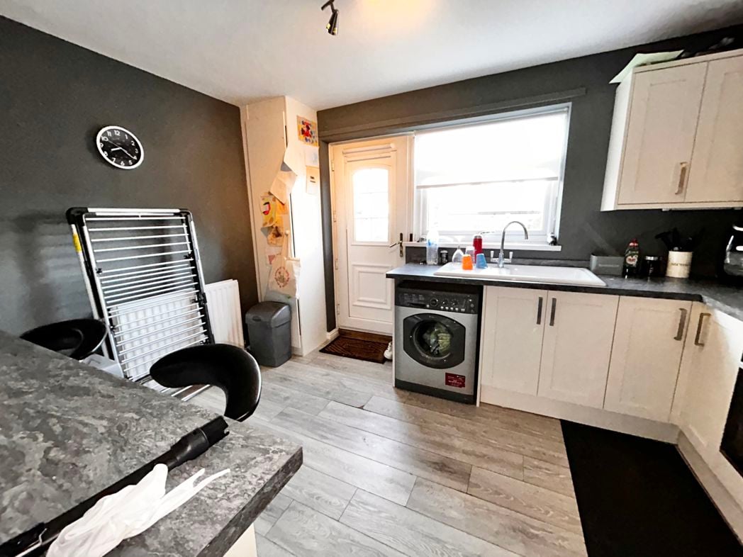 Property image 5 of 13