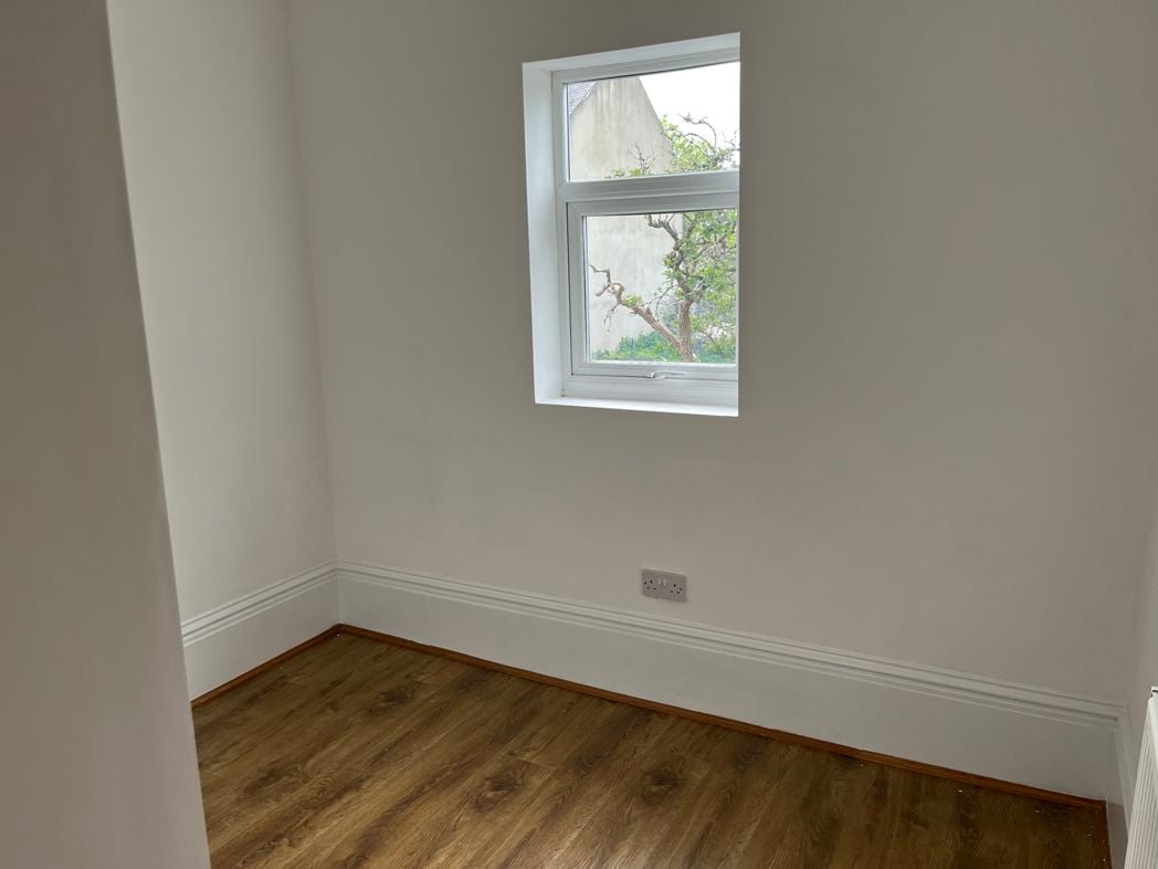 Property image 18 of 23