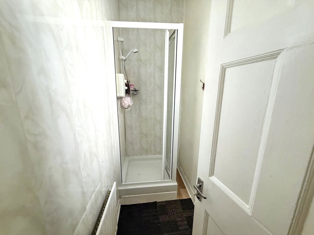 Property image 16 of 19