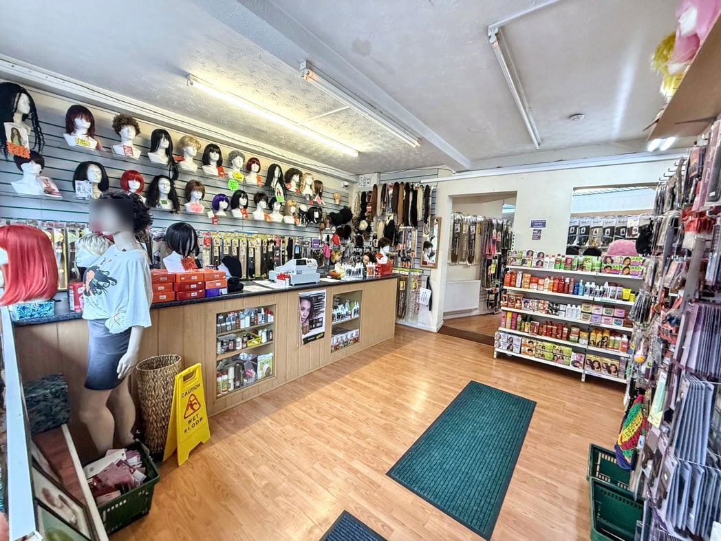 Property image 4 of 19