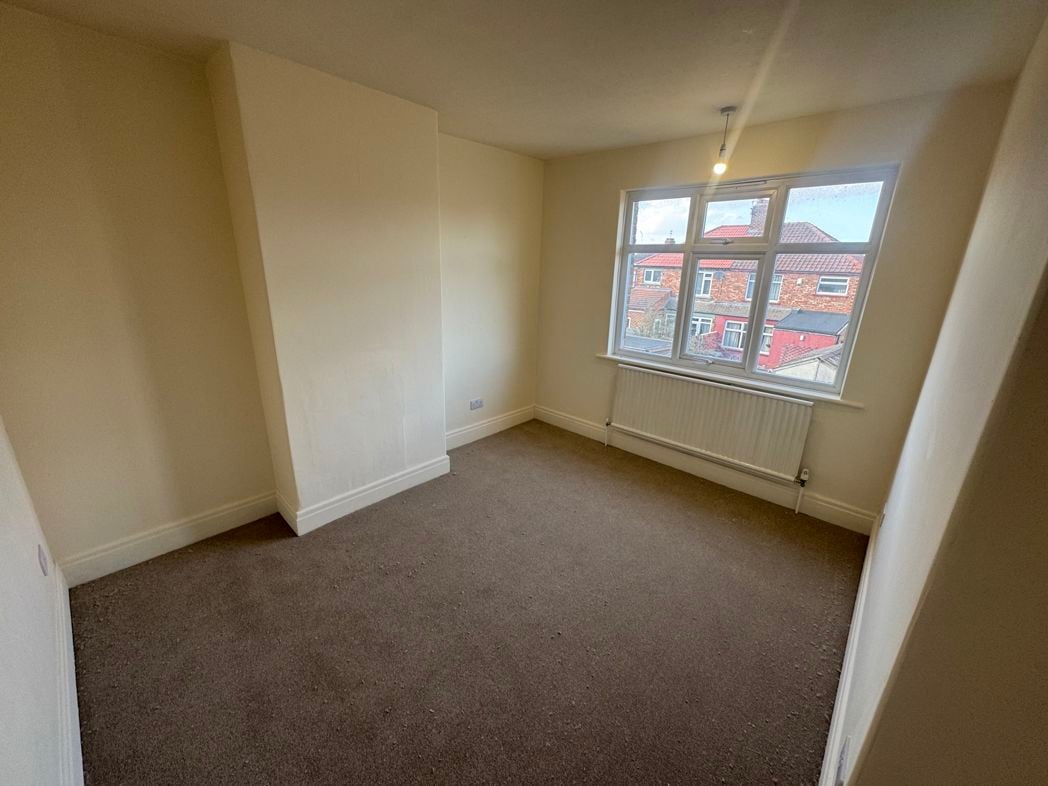 Property image 6 of 8