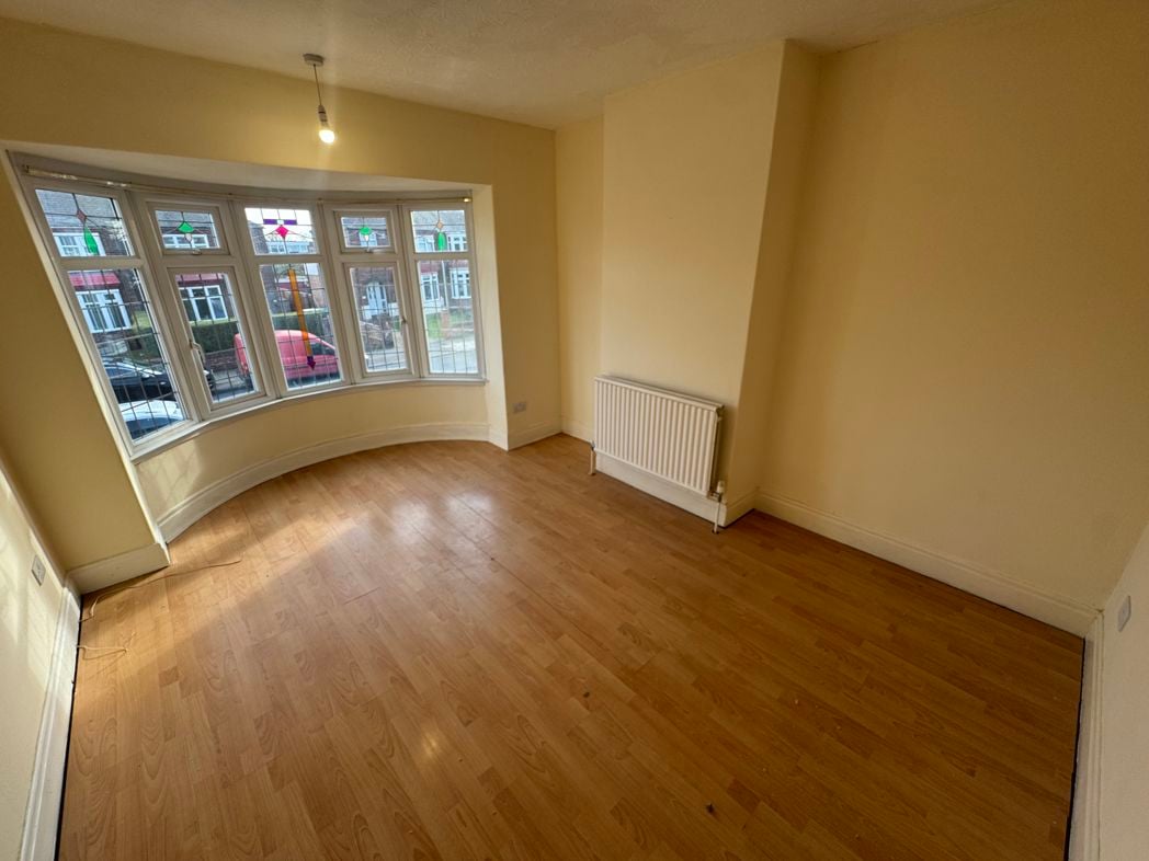 Property image 5 of 8