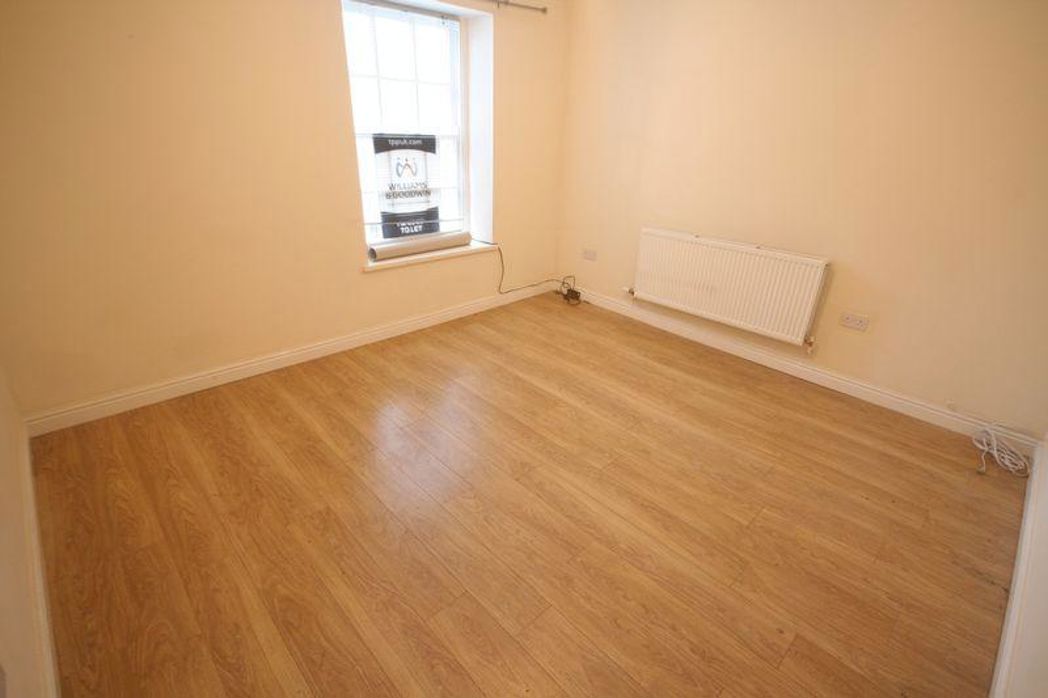 Property image 10 of 15