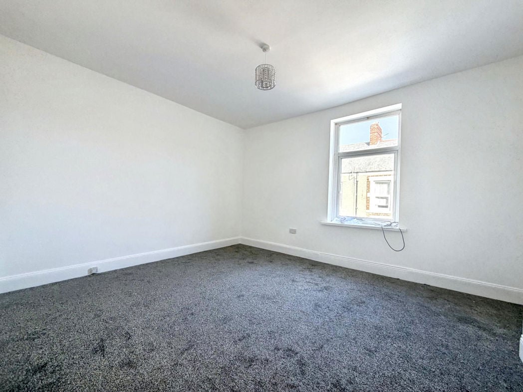 Property image 4 of 9