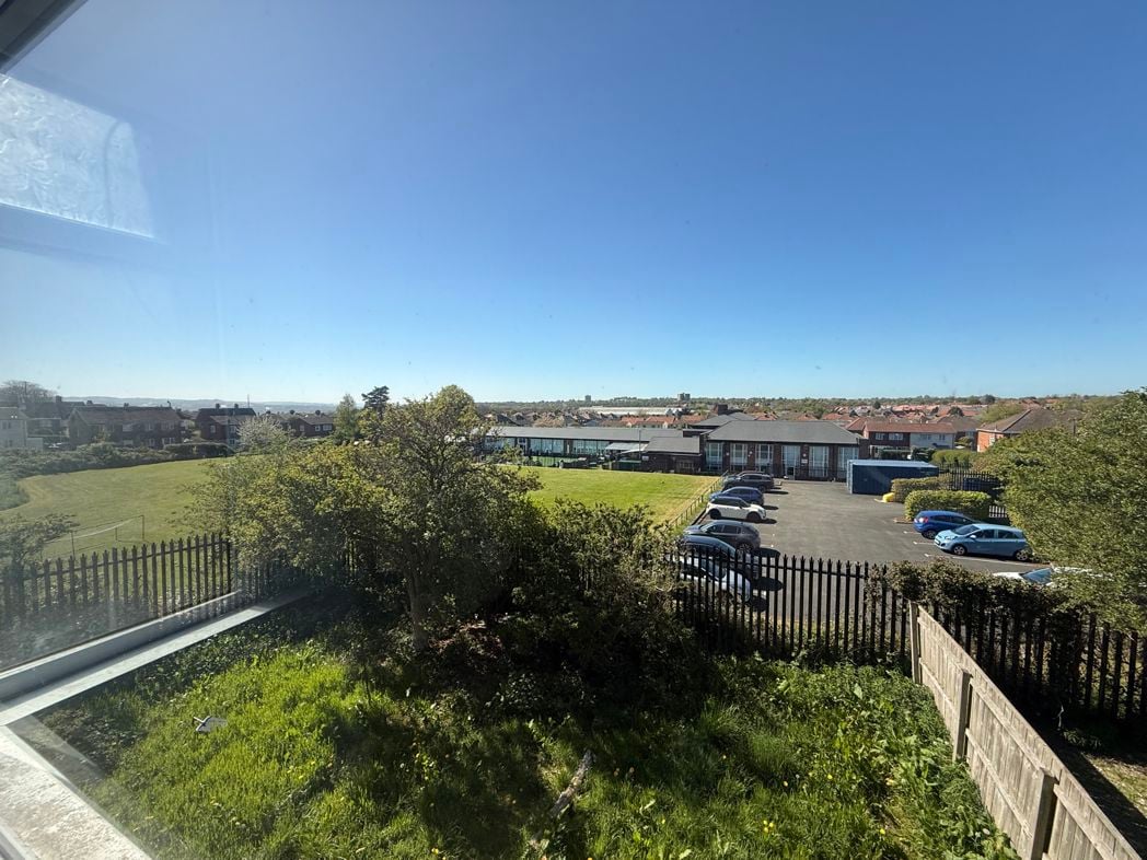 Property image 7 of 7
