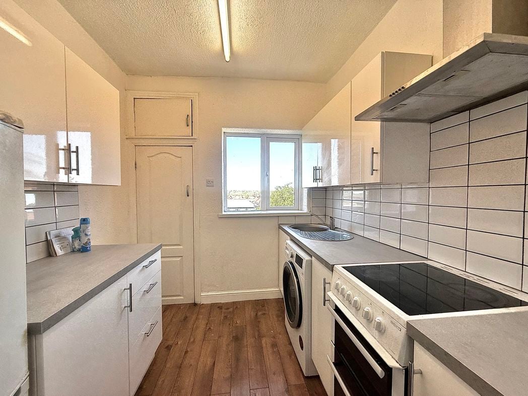 Property image 3 of 7