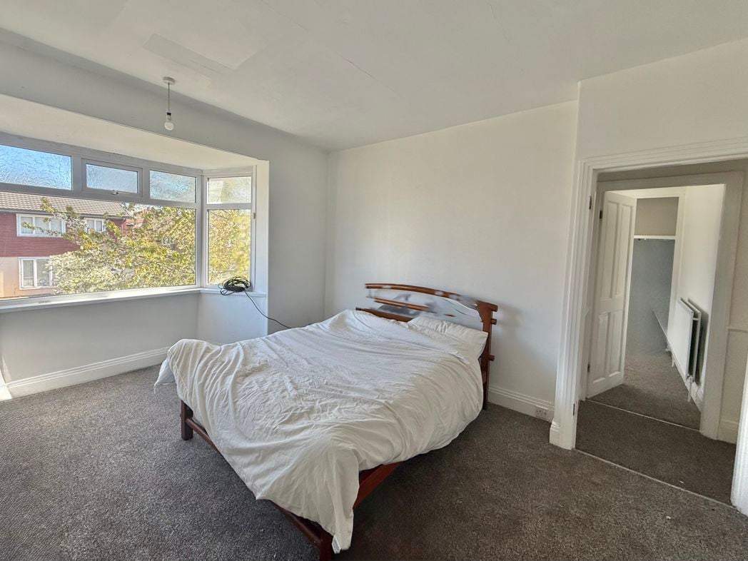 Property image 4 of 7