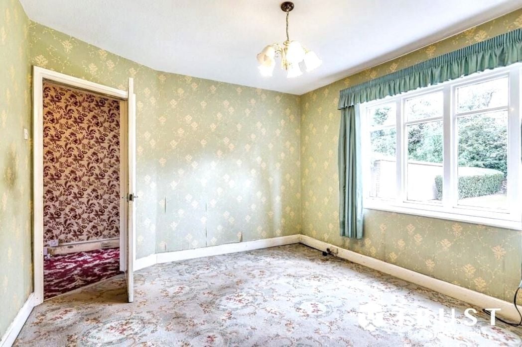 Property image 13 of 29