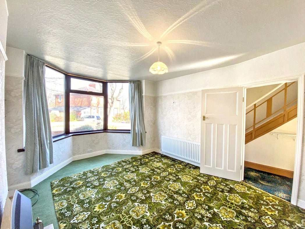 Property image 2 of 20