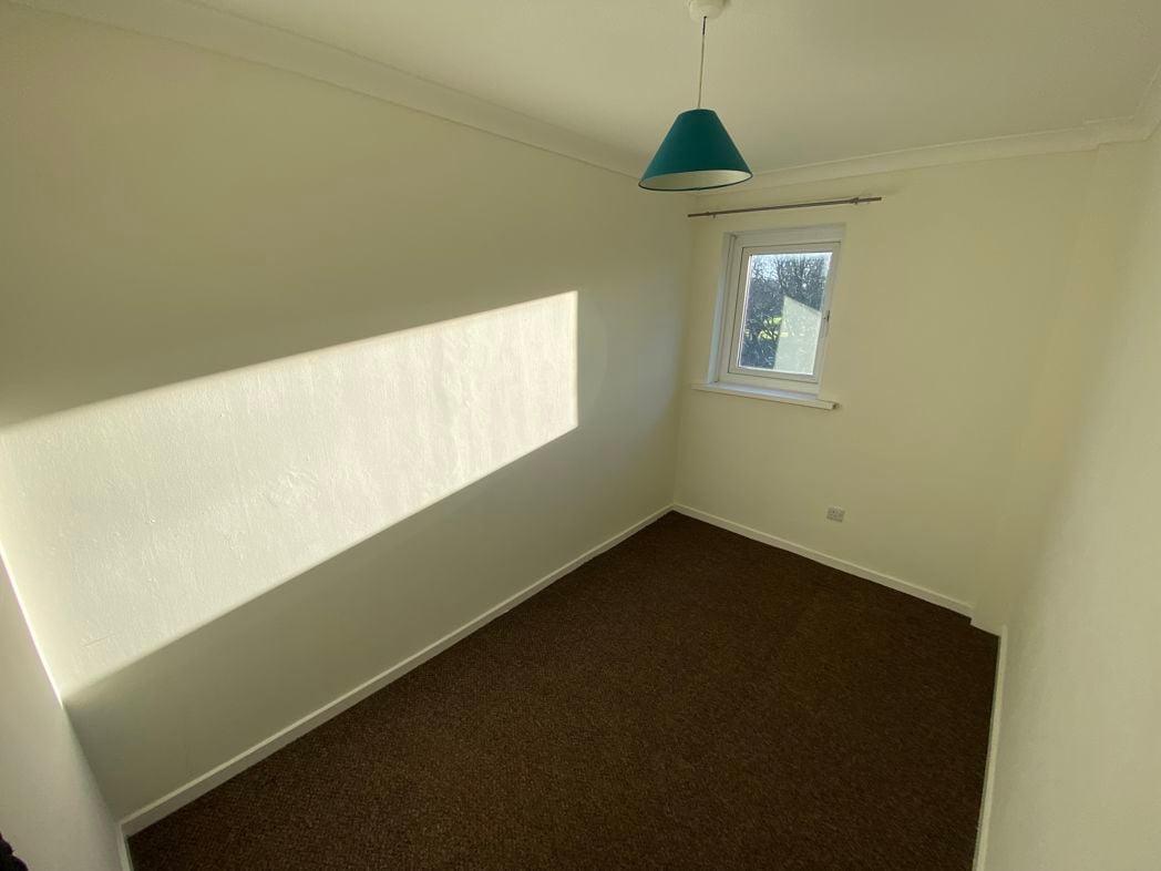 Property image 9 of 16