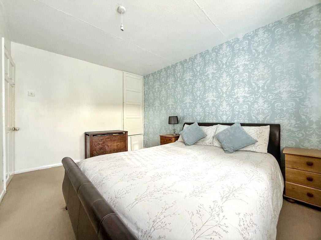 Property image 14 of 22