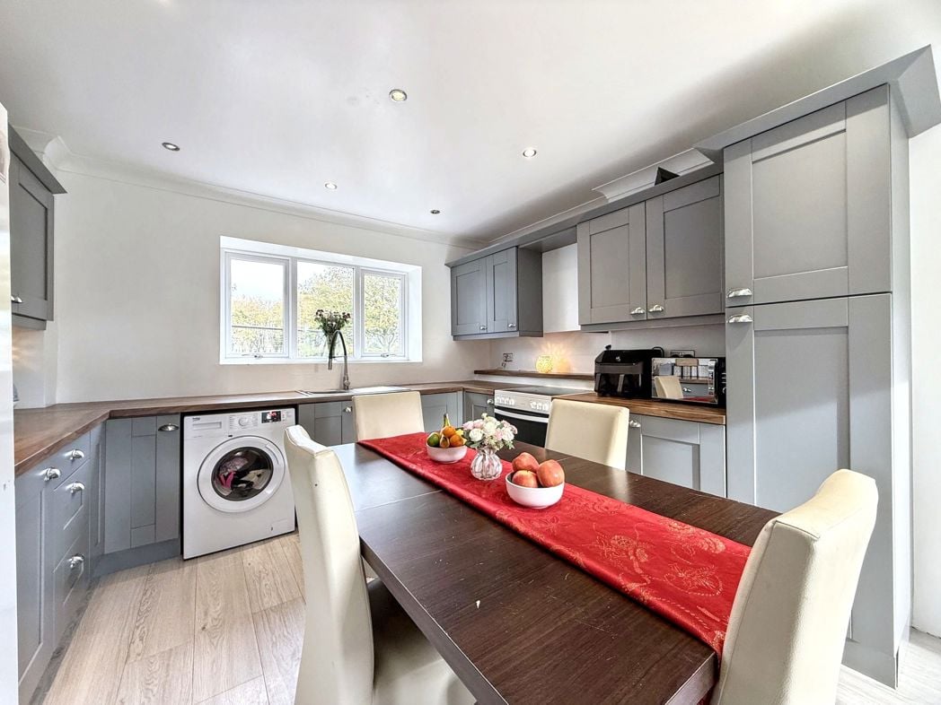 Property image 7 of 22