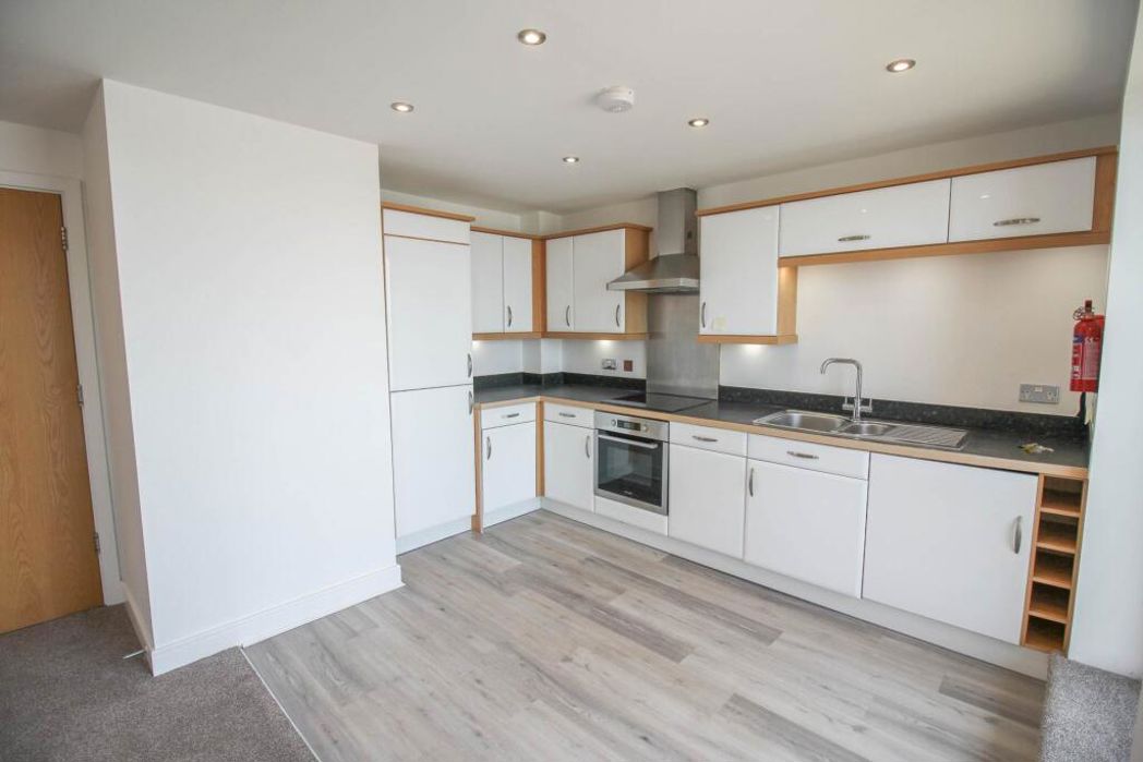 81 Pruen House, Weston Super Mare, Somerset, BS23 2AD