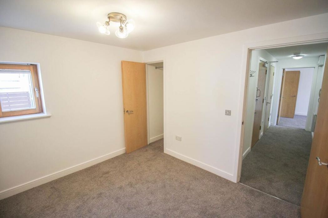 81 Pruen House, Weston Super Mare, Somerset, BS23 2AD