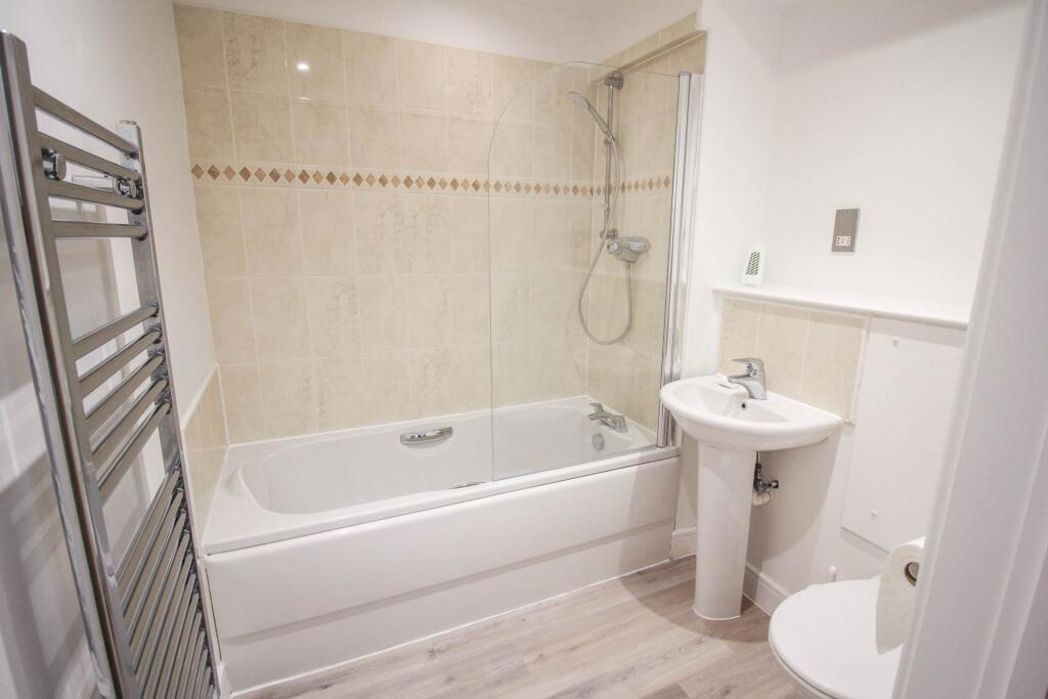 81 Pruen House, Weston Super Mare, Somerset, BS23 2AD