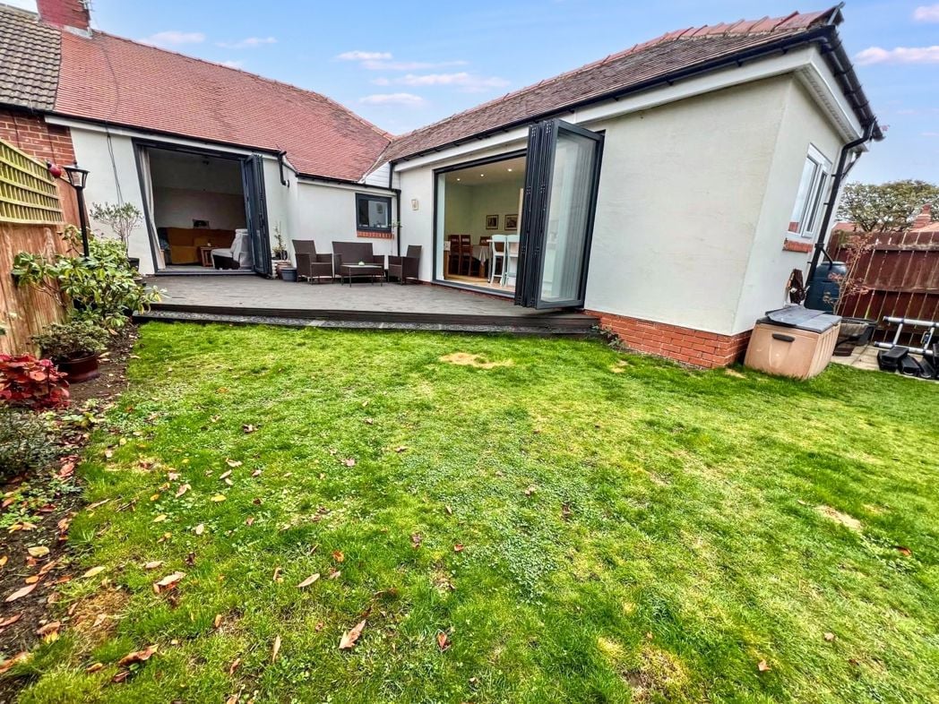 Property image 8 of 20