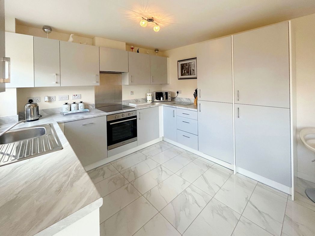 Property image 4 of 16