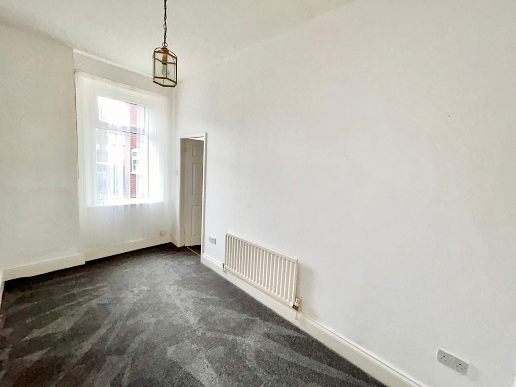 Property image 9 of 12